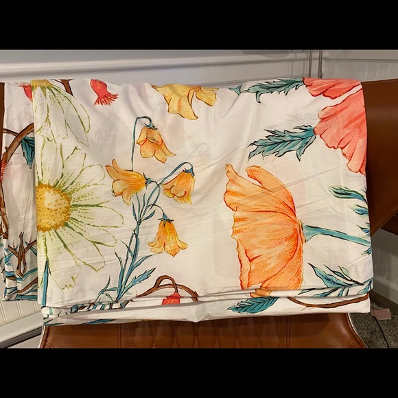 Urban Outfitters Krista Scarf Floral Duvet Cover - Picture 5 of 7